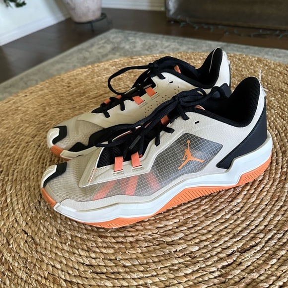 Jordan Take Four Basketball Men's Sneakers Size 12 - Picture 4 of 10